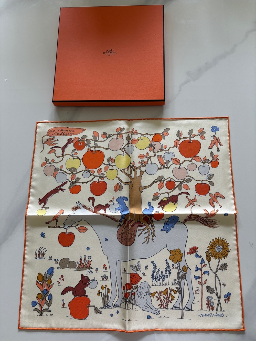 Hermes Multicolor Fruit Tree & Horse Silk Scarf 45 le pommier